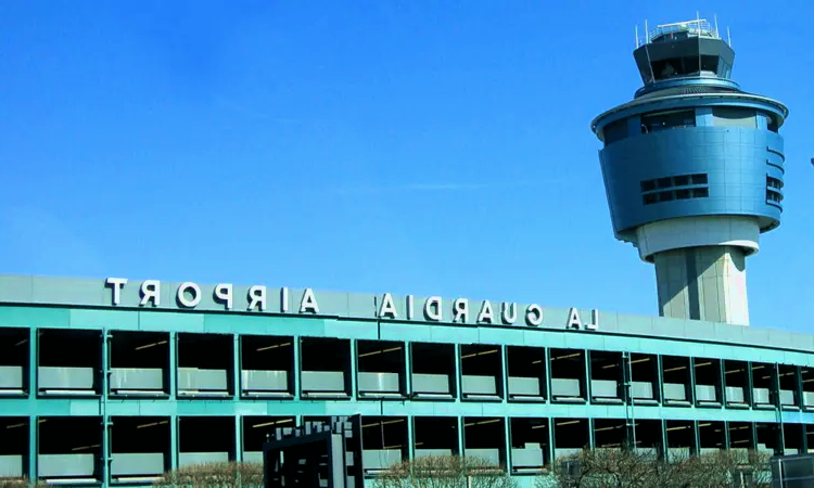 Аэропорт Ла Гуардия