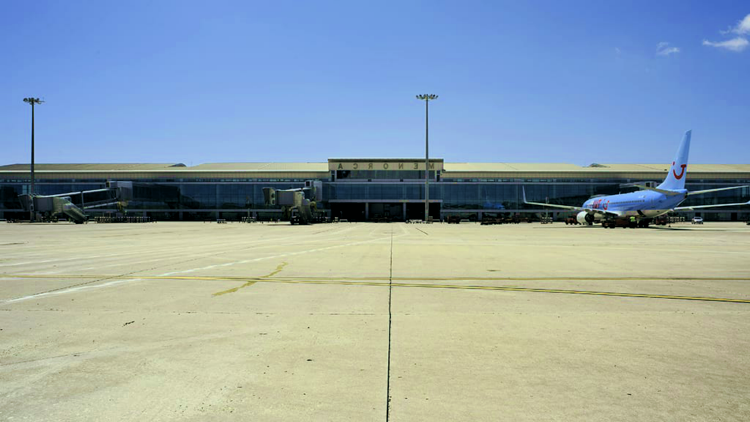Аэропорт Менорка