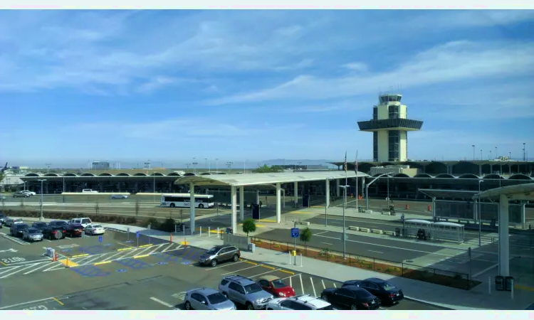 Международный аэропорт Окленда
